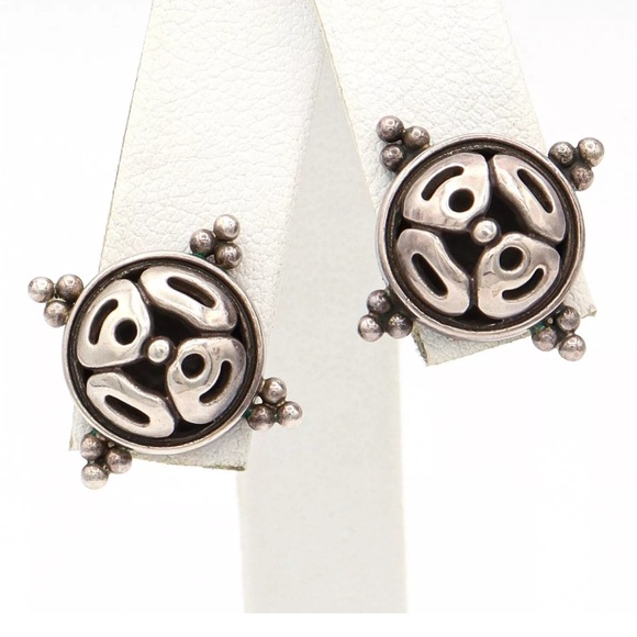 Vintage & RARE John Hardy Sterling Silver Stud Earrings